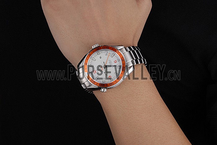 Omega Seamaster GMT White Dial Orange Bezel Stainless Steel Case 622718