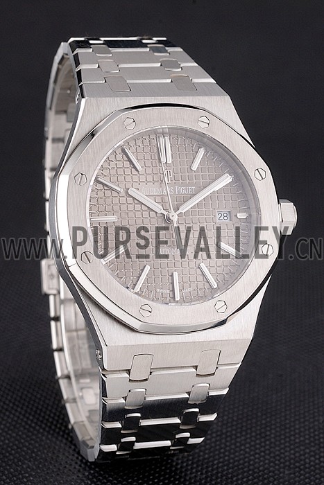 Swiss Audemars Piguet Royal Oak Silver Dial Stainless Steel Case And Bracelet
