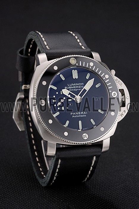 Panerai Luminor Submersible Black Dial Stainless Steel Case Black Bezel Black Leather Strap