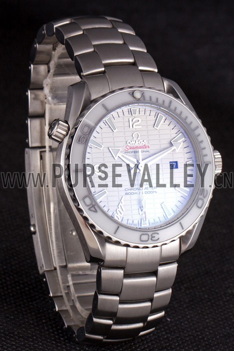 Omega James Bond Skyfall Watch with White Dial and White Bezel om231 621383