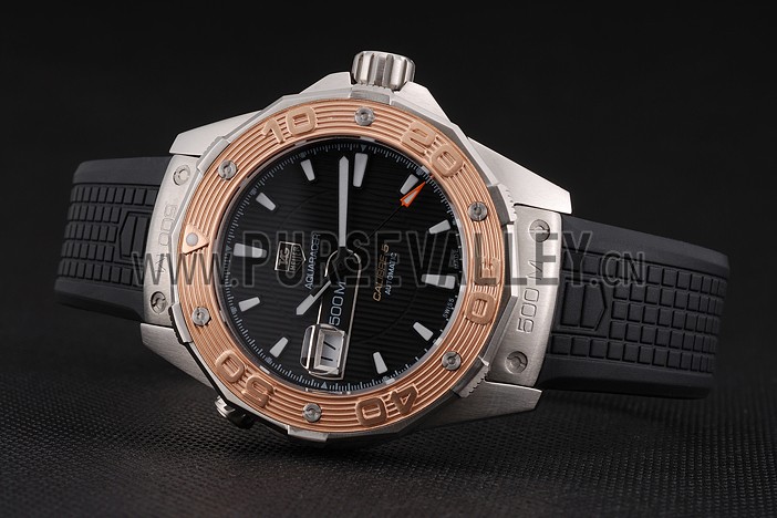 Swiss Tag Heuer Aquaracer Calibre 5 Black Dial Gold Bezel Stainless Steel Case Black Rubber Strap
