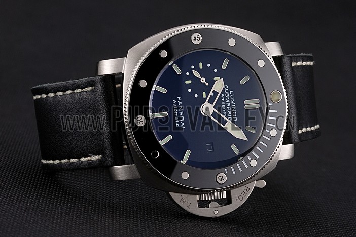 Panerai Luminor Submersible Black Dial Stainless Steel Case Black Bezel Black Leather Strap