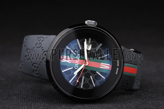 Gucci Black Rubber Band Black Round Dial 2165-300