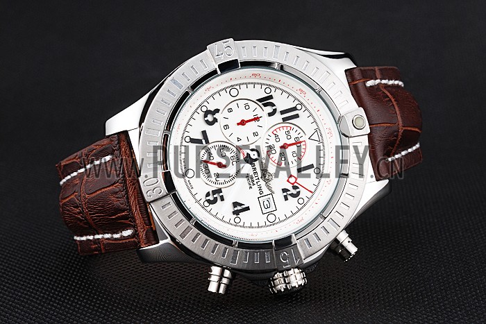 Breitling Avenger-bl138