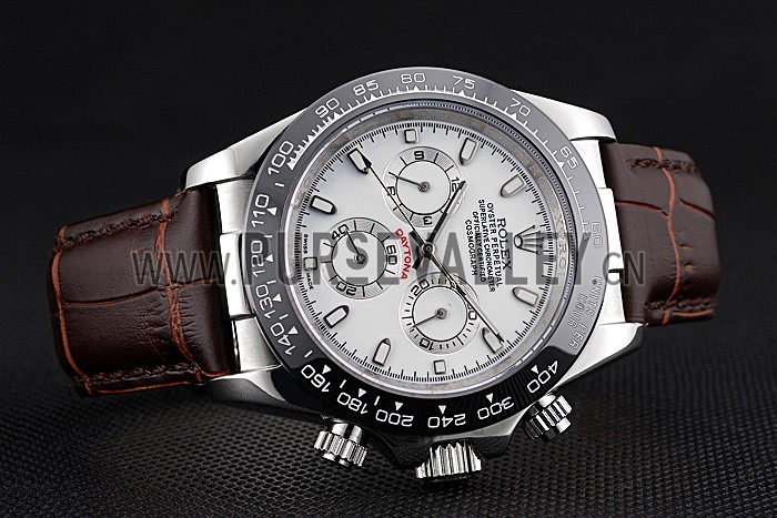 Rolex Cosmograph Daytona Stainless Steel Case White Dial Brown Leather Bracelet 622631