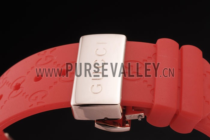 Gucci Red Rubber Band Black Round Dial 2165-307