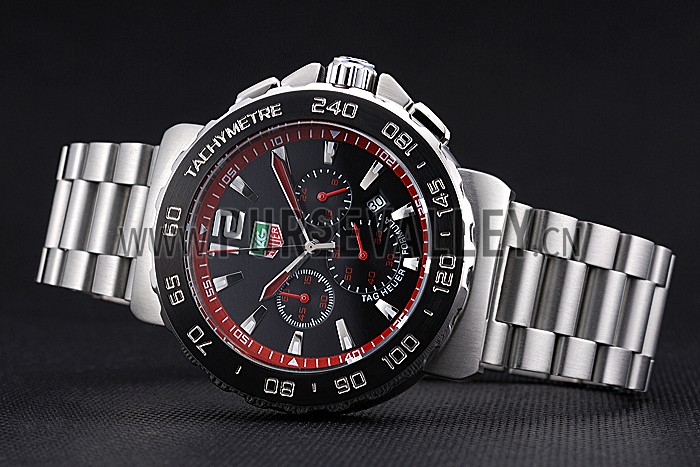 Tag Heuer Formula 1 Chronograph Black Dial Black Bezel Stainless Steel Band Red Numerals 622411