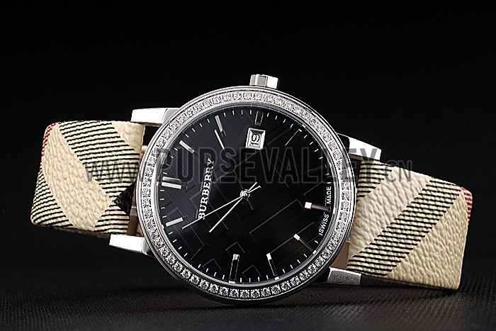 Burberry The City Classic Black Dial Haymarket Bracelet 622568