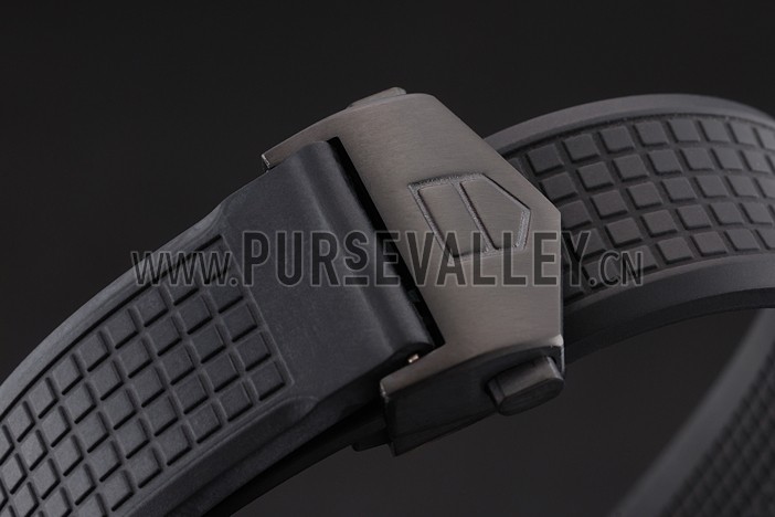 Swiss Tag Heuer Aquaracer Calibre 5 Black Dial Black Bezel Black Case Black Rubber Strap