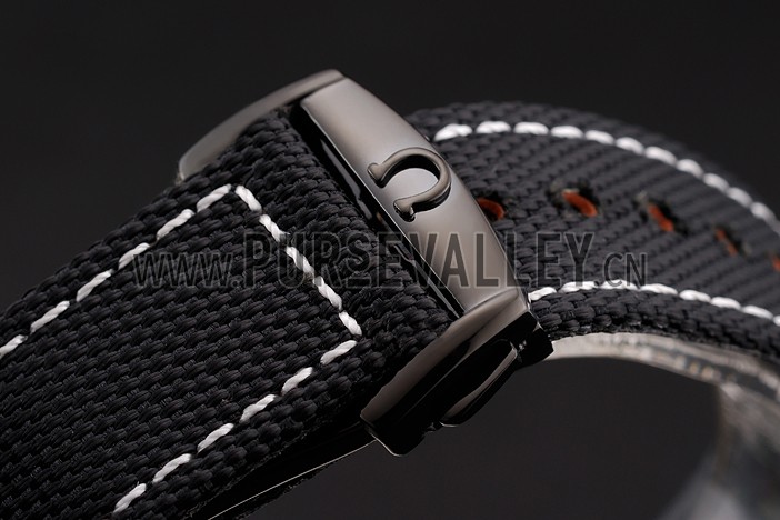 Omega Speedmaster Professional Apollo 13 Silver Snoopy Award White Dial Black Case Black Nylon Strap