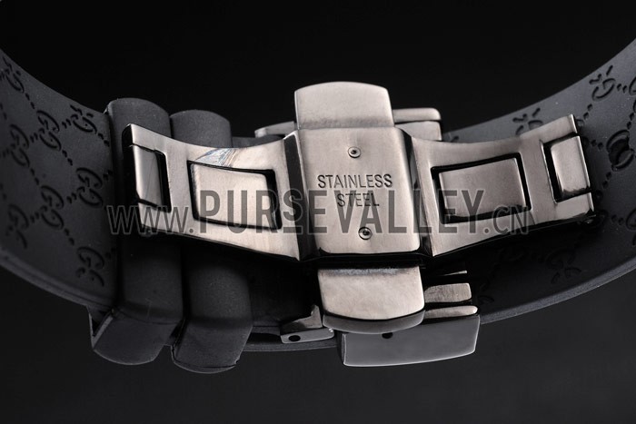 Gucci Black Rubber Band Black Round Dial 2165-312