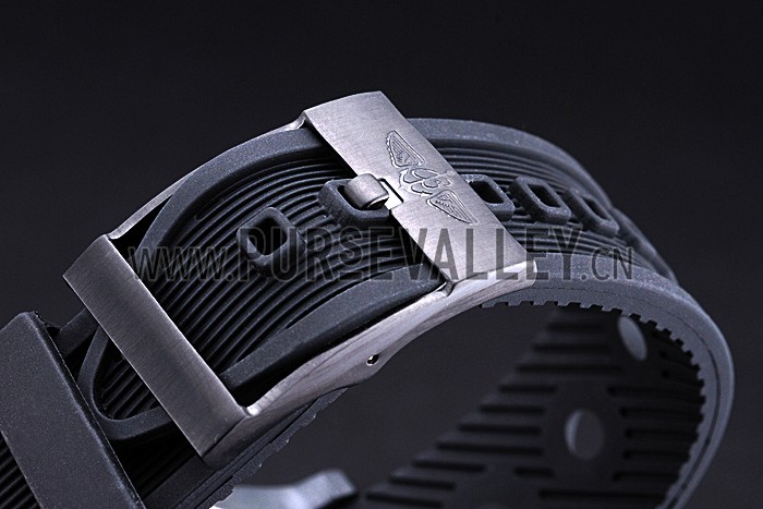 Breitling Avenger Seawolf Ion Plated Steinless Steel Case Black Dial Rubber Bracelet 622240