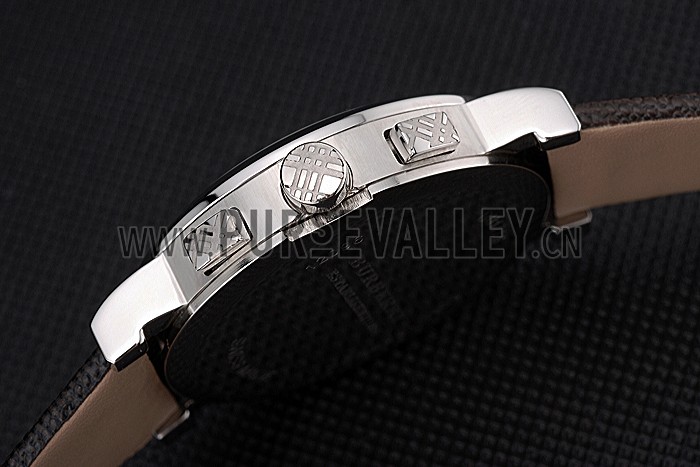 Burberry The City Classic Chronograph Silver Dial Smoked Trench Bracelet 622572