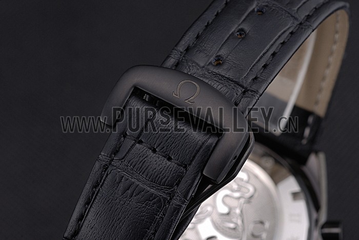 Omega Speedmaster Mark II Black And Red Dial Black Case Black Leather Strap 622814