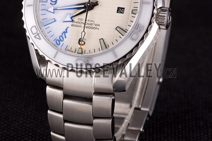 Swiss Omega James Bond Skyfall White Dial and White Bezel som76 621409
