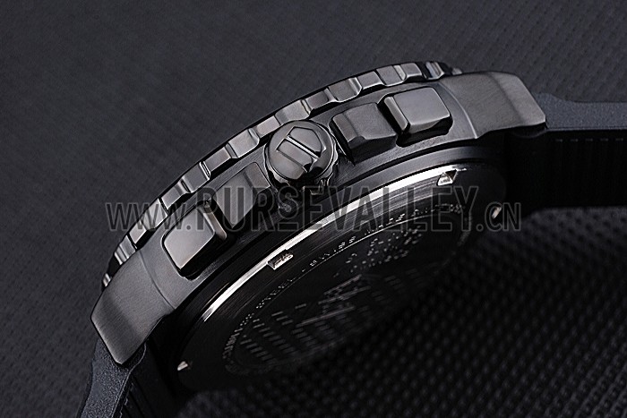 Tag Heuer Formula 1 Chronograph Black Dial Black Bezel White Numerals 622409