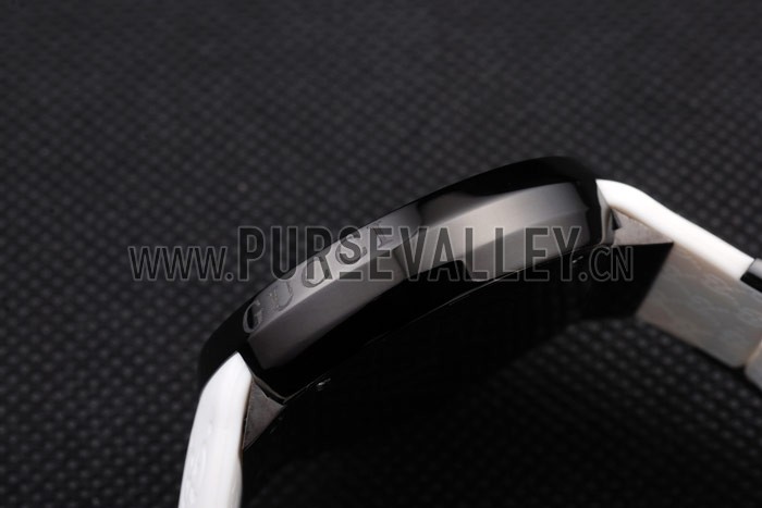Gucci White Rubber Band White Round Dial 2165-301