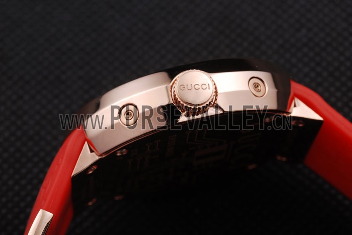 Gucci Red Rubber Band Black Round Dial 2165-307