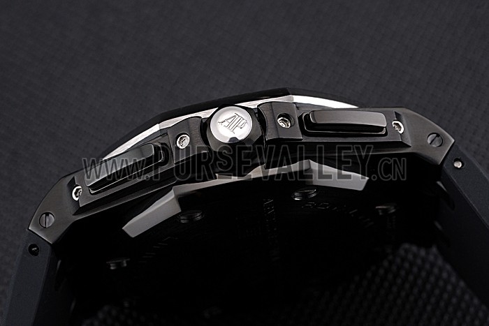 Swiss Audemars Piguet Royal Oak Offshore Chronograph White Dial Black Steel Case Black Rubber Strap 622862