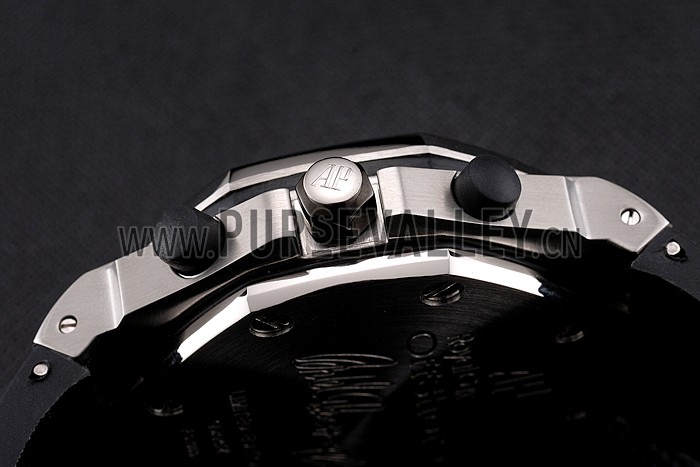 Audemars Piguet Royal Oak Offshore White Dial Stainless Steel Case Black Rubber Strap