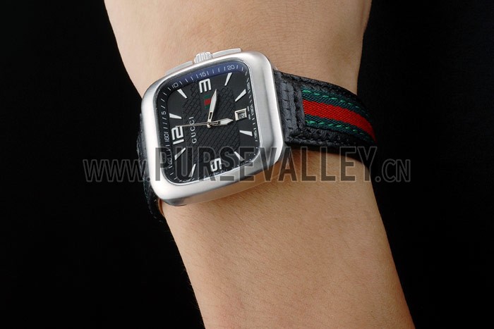 Gucci Black Leather Strap Polished Stainless Steel Bezel Black Dial 80216