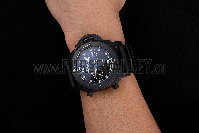 Panerai Luminor Submersible Flyback GMT Black Dial Black Ionized Case Black Rubber Strap