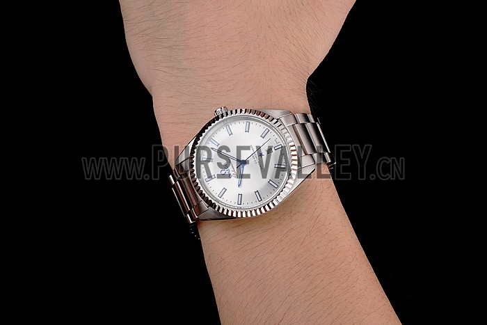 Omega Globemaster Silver Dial Blue Hands Stainless Steel Case And Bracelet