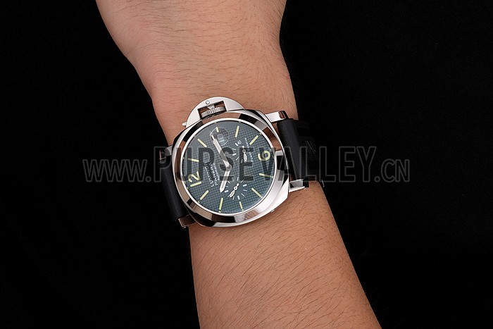 Panerai Luminor Power Reserve Black Hobnail Pattern Dial Stainless Stel Case Black Rubber Strap