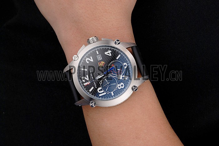 Porsche Design Indicator Black Dial Stainless Steel Case Black Rubber Strap