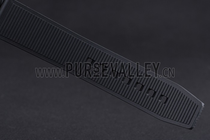 Tag Heuer Formula 1 Chronograph Black Dial Black Bezel White Numerals 622409