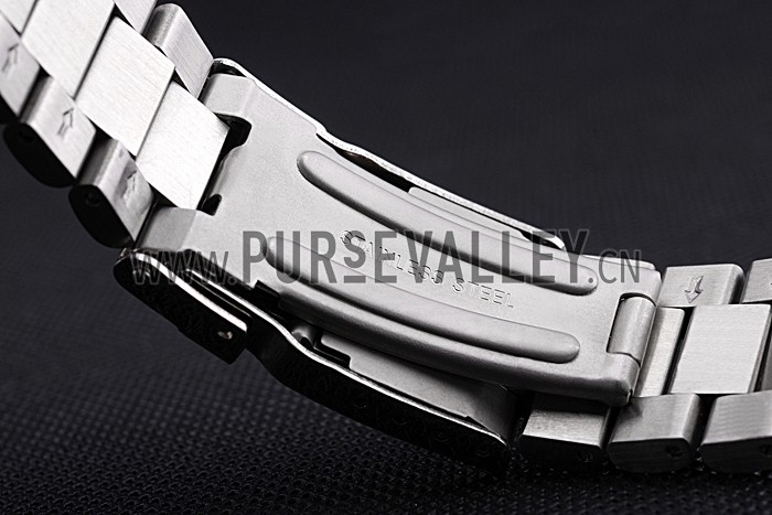 Tag Heuer Formula 1 Chronograph Black Dial Black Bezel Stainless Steel Band Red Numerals 622411