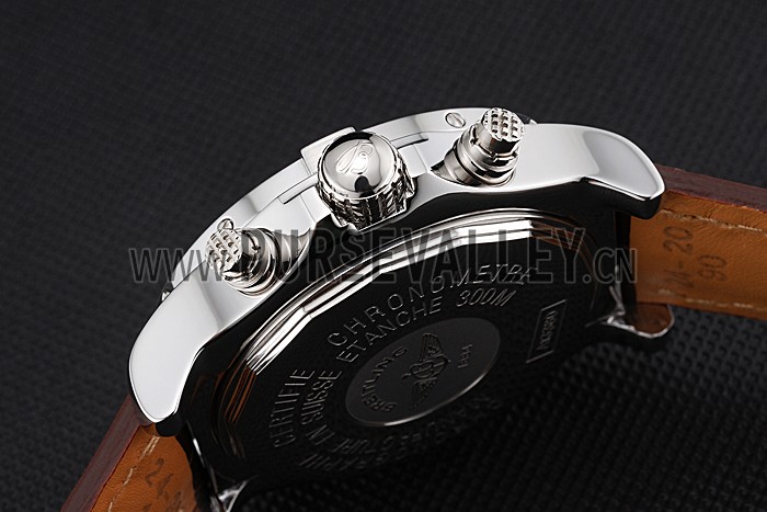 Breitling Avenger-bl138