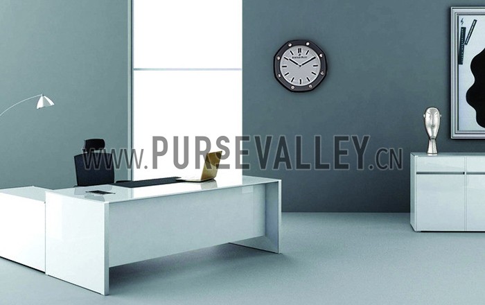 Audemars Piguet Royal Oak Wall Clock Black-White 622461